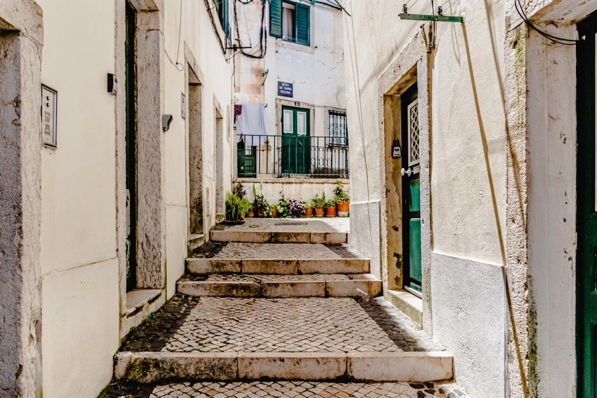 Visit Lisbon4Fun - Alfama Lisboa Exterior foto